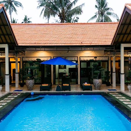 Hotel Mias Jungle House Lovina Exterior foto