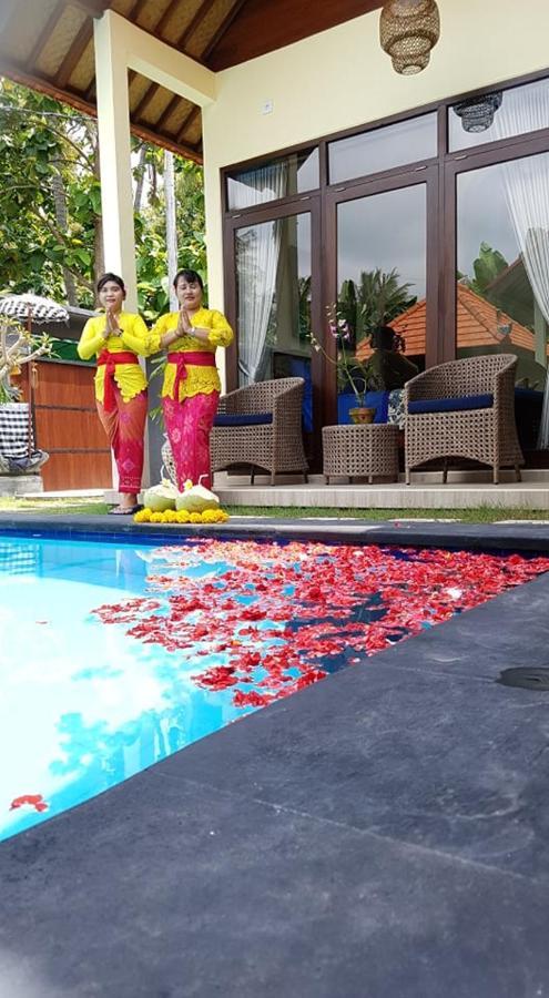 Hotel Mias Jungle House Lovina Exterior foto