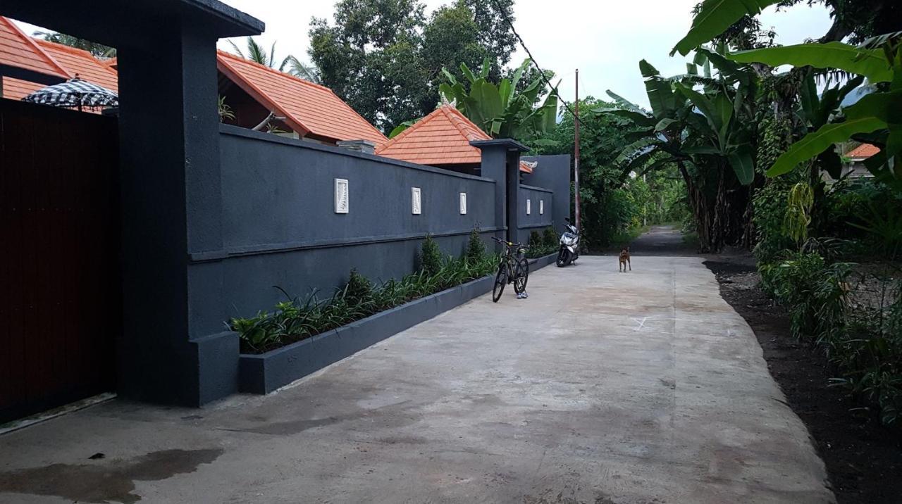 Hotel Mias Jungle House Lovina Exterior foto
