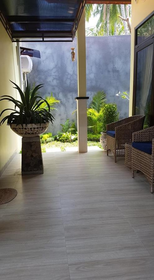 Hotel Mias Jungle House Lovina Exterior foto