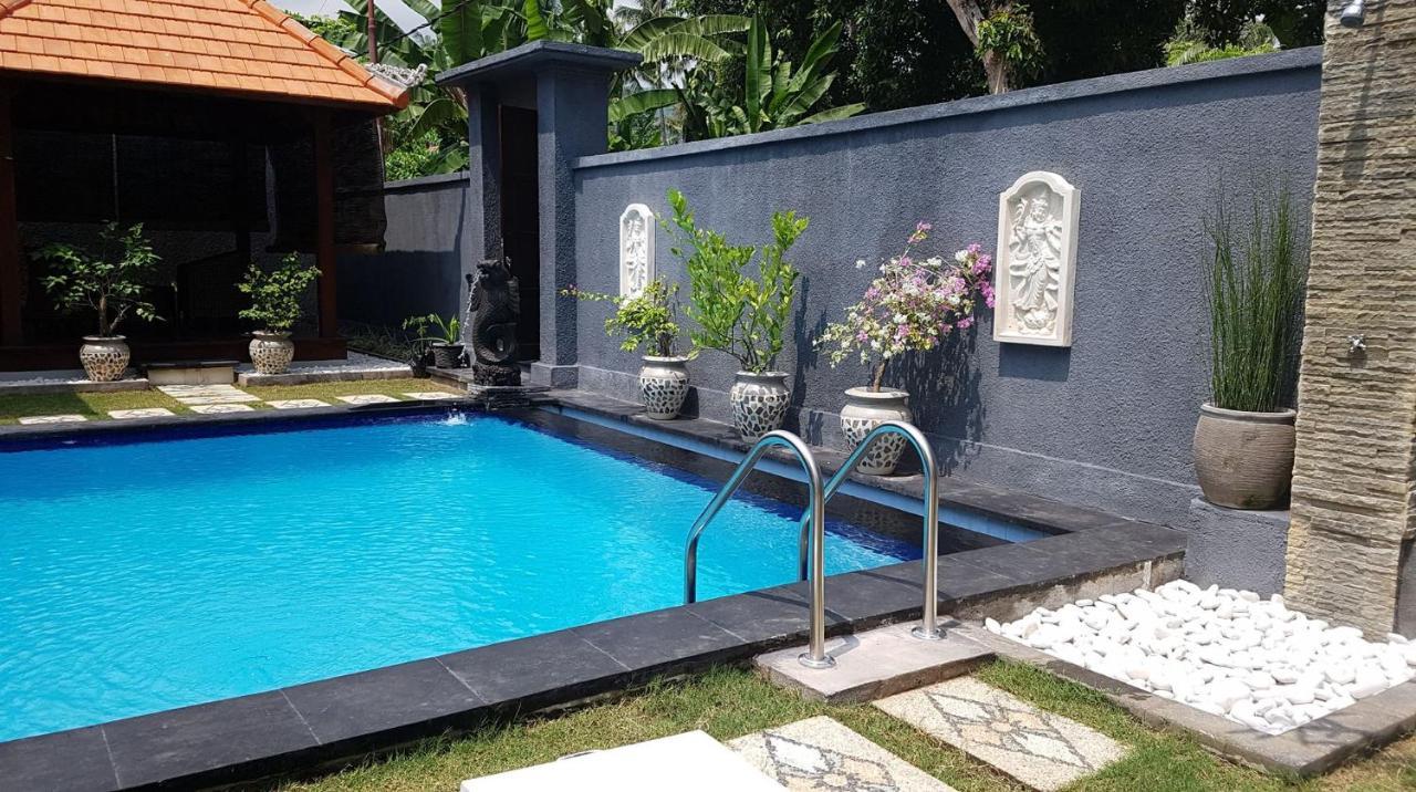 Hotel Mias Jungle House Lovina Exterior foto