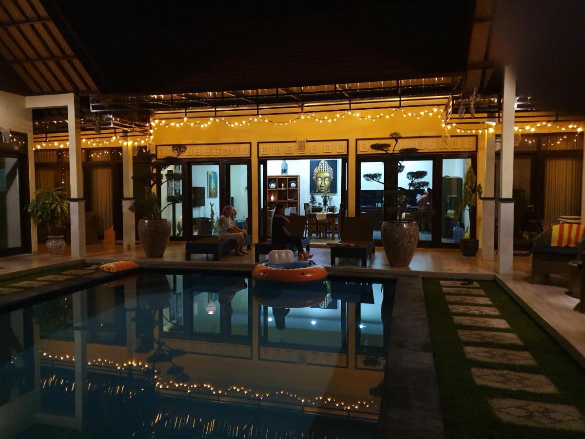 Hotel Mias Jungle House Lovina Exterior foto
